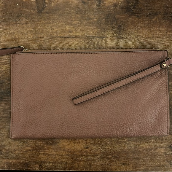 MK Wristlet | Mauve & Gold - Picture 2 of 3